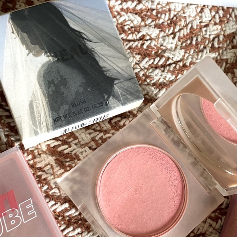KKW Pink Powder Blush “Flower Wall” with a box